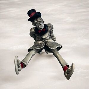 Hudson Pewter Vintage NIB Villagers Freddy the Fallen Skater Figurine #4206 New